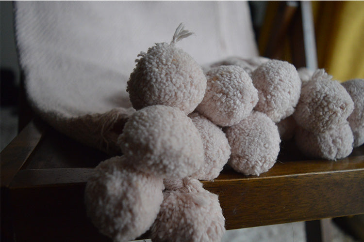 MC#024 Throw with white Pom-Pom