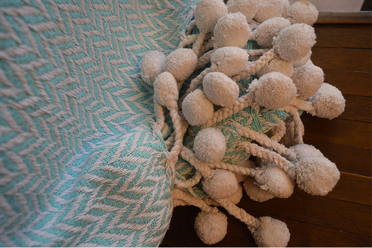 MC#027 Throw with white Pom-Pom