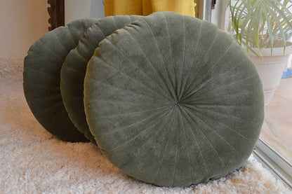 MC#031 Round Filled Cushion